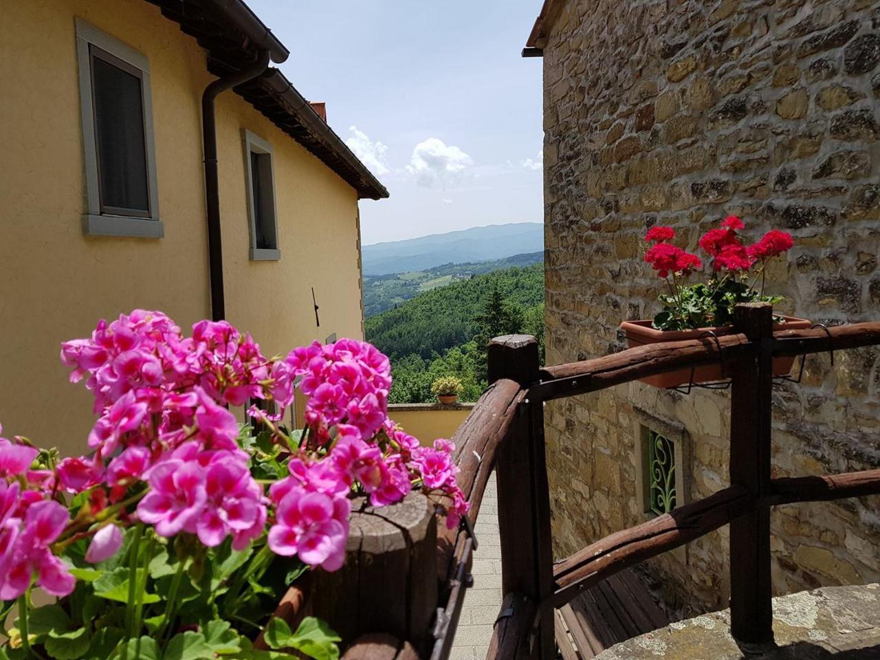 Borgo Tramonte Hotell Pratovecchio Exteriör bild